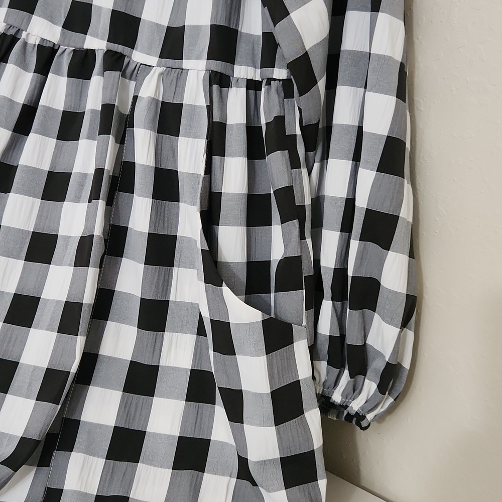 ASOS Maternity Vfront smock romper in mono gingham Contemporary Collegiate - Picture 8 of 14